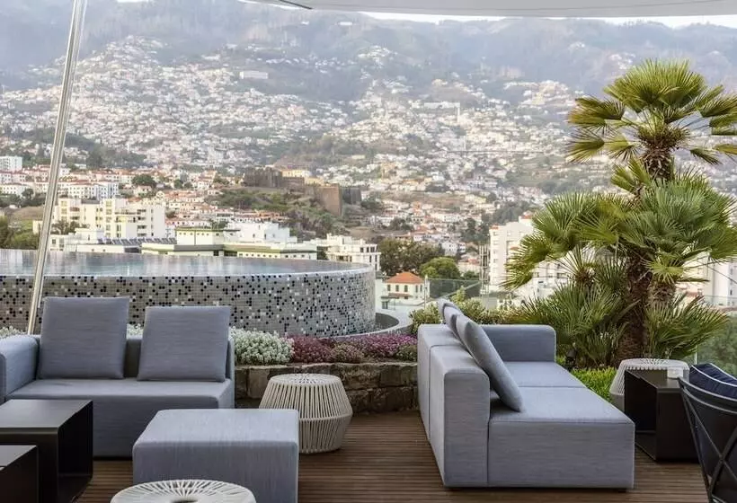 Savoy Palace, The Leading Hotels of The World Savoy Signature