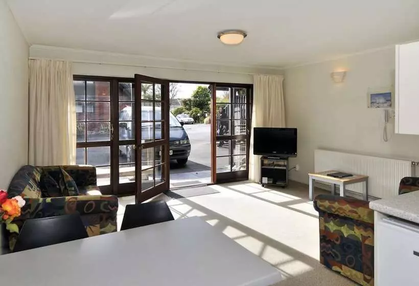 호텔 Wylie Court Motor Lodge