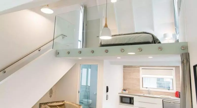 فندق على الطريق Aria on Bank