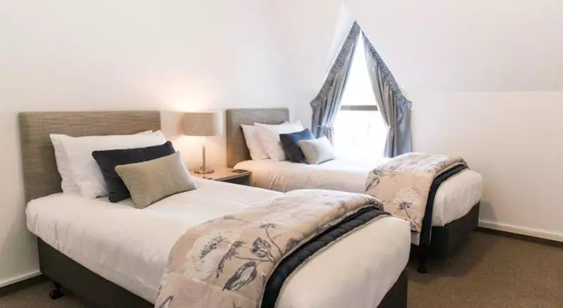 فندق على الطريق Aria on Bank