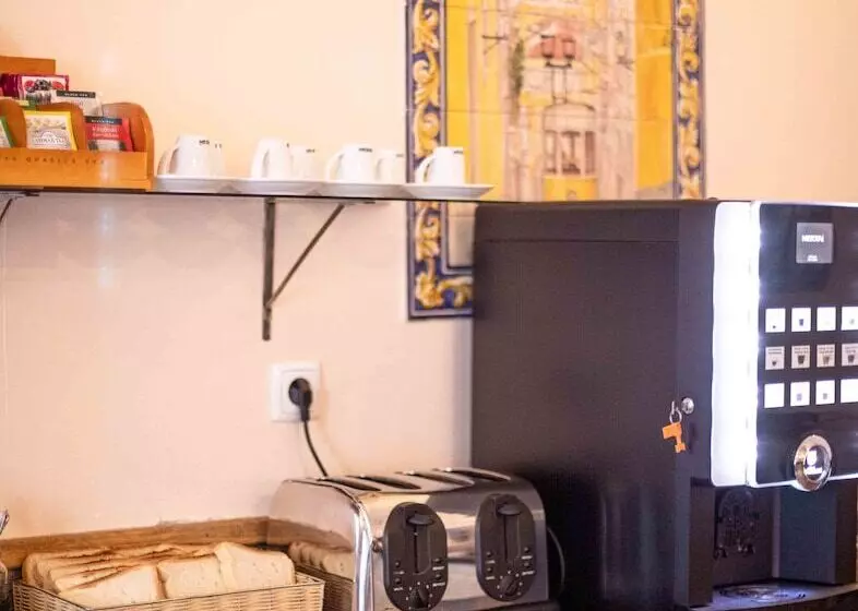 پانسیون Grande Pensao Residencial Alcobia