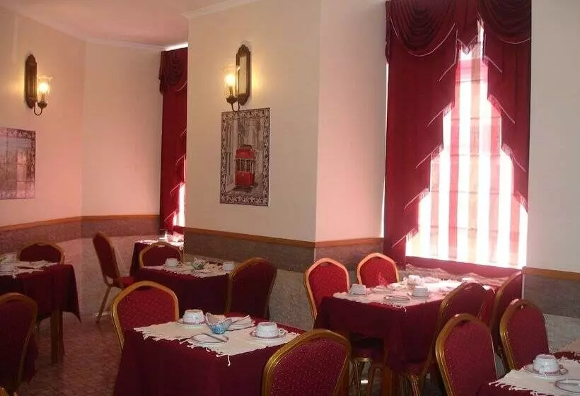 پانسیون Grande Pensao Residencial Alcobia