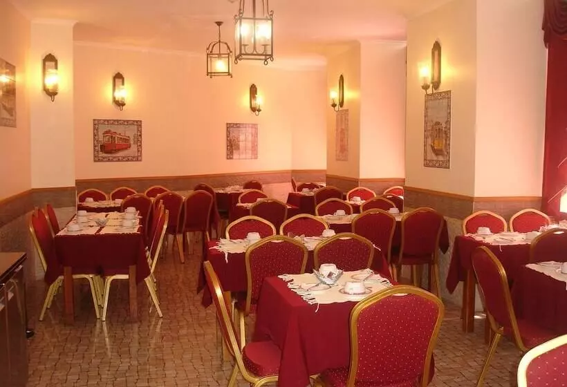 پانسیون Grande Pensao Residencial Alcobia