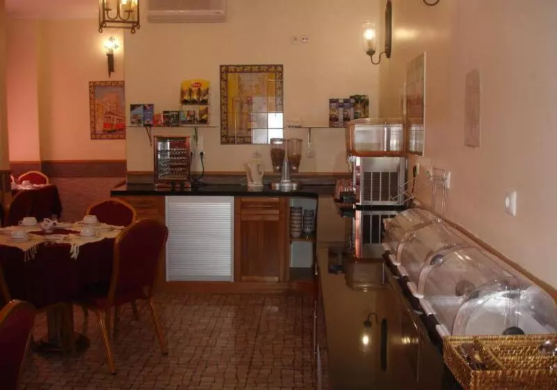 پانسیون Grande Pensao Residencial Alcobia