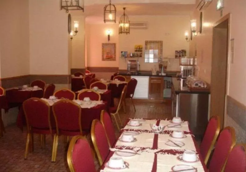 پانسیون Grande Pensao Residencial Alcobia