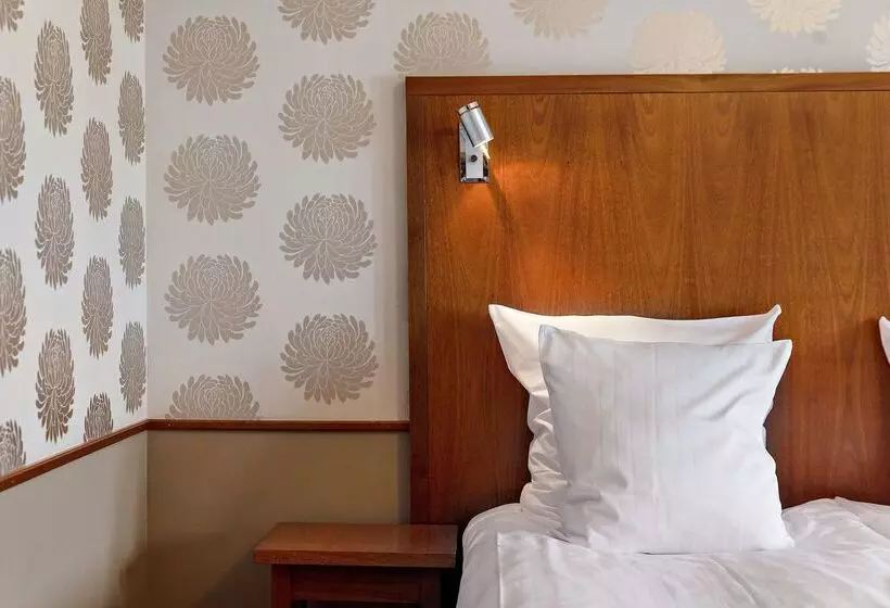 ホテル Best Western Plus Grand