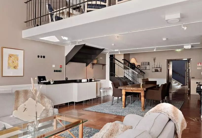 ホテル Best Western Plus Grand