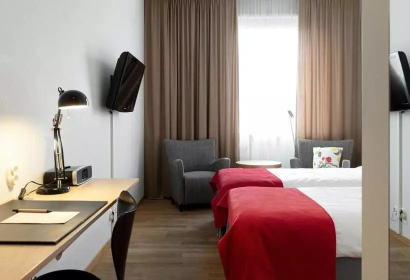 Отель Bishops Arms Strangnas