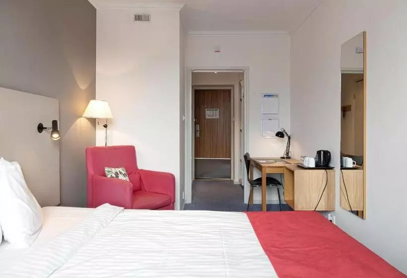 Отель Bishops Arms Strangnas