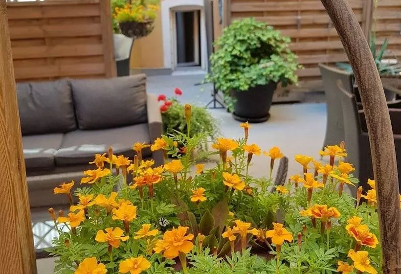 בית מלון כפרי Kärnan