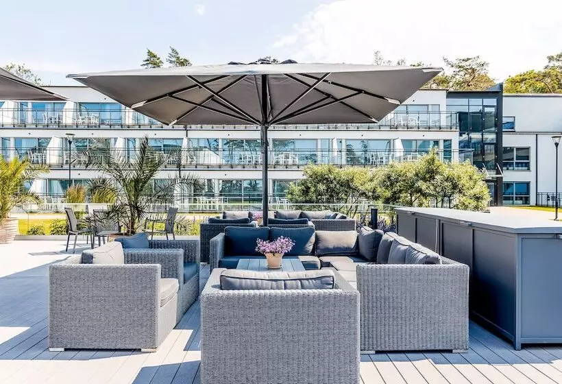 בית מלון כפרי Riviera Strand