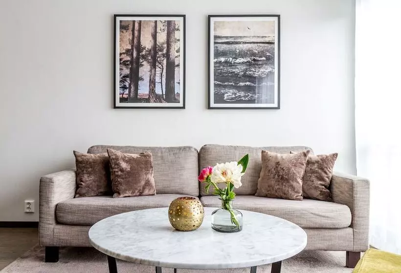 בית מלון כפרי Riviera Strand