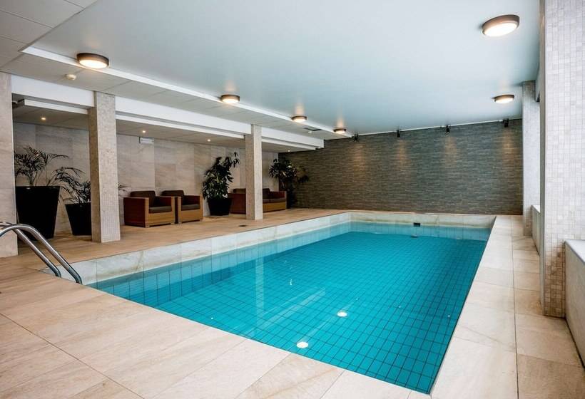 בית מלון כפרי Scandic Umeå Syd