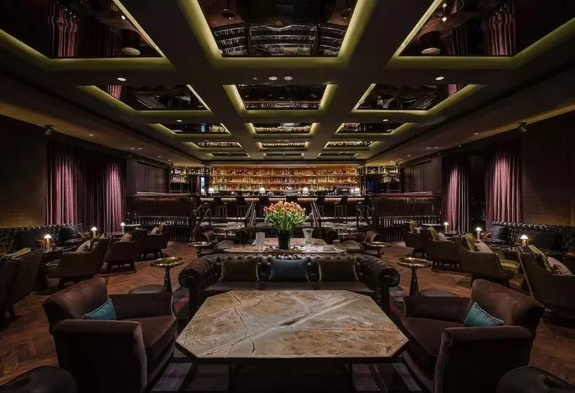 هتل Conrad Singapore Orchard