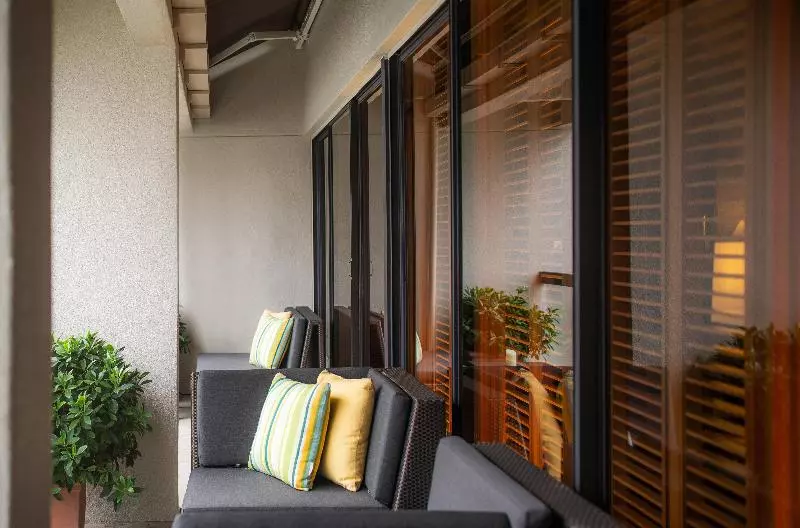 هتل Conrad Singapore Orchard