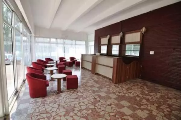 فندق Siret Saturn