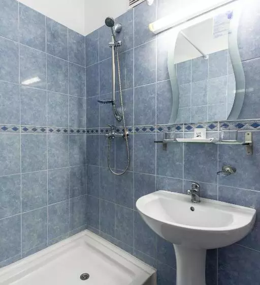 فندق Siret Saturn