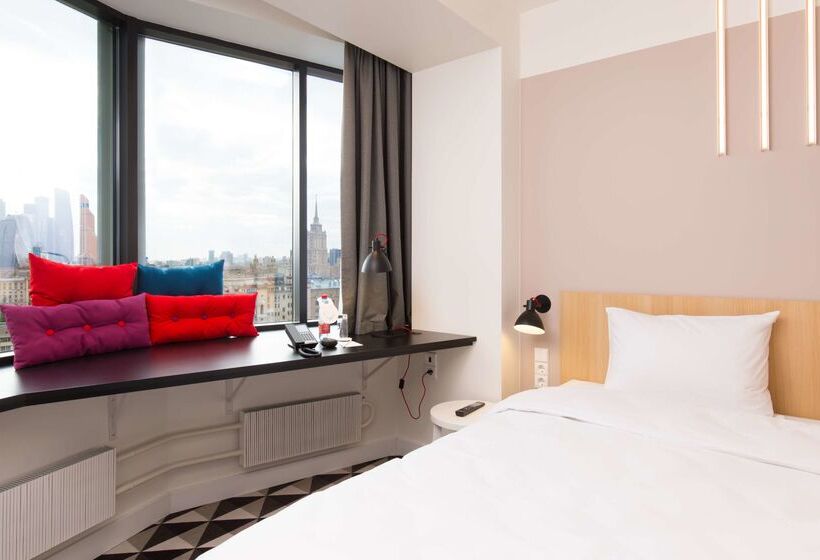 Azimut Hotel Smolenskaya Moscow