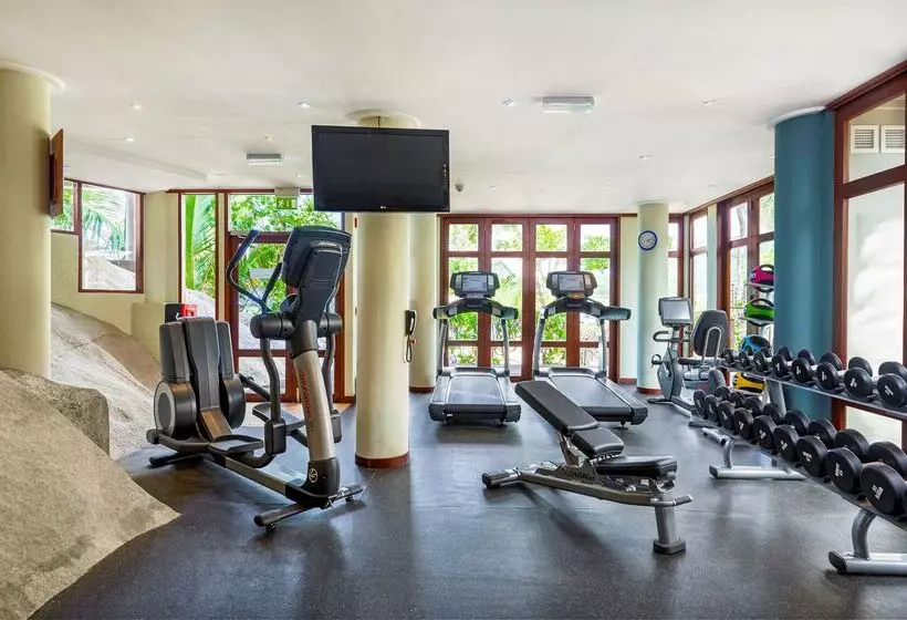 هتل Doubletree By Hilton Seychelles Allamanda Resort & Spa