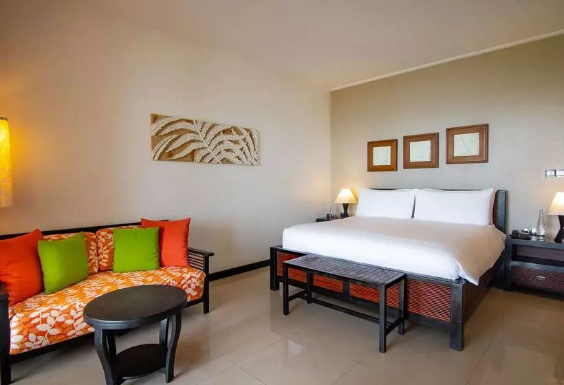 هتل Doubletree By Hilton Seychelles Allamanda Resort & Spa