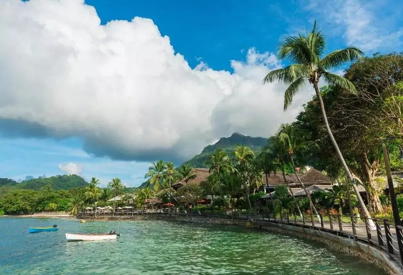 هتل Fisherman S Cove Resort