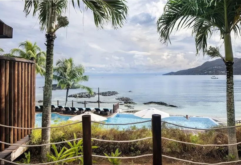 هتل Fisherman S Cove Resort