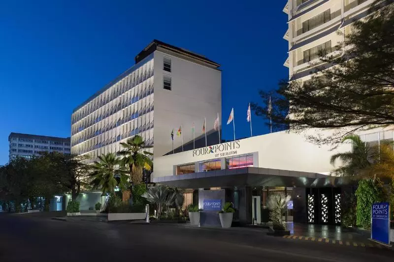 هتل Four Points By Sheraton Dar Es Salaam New Africa