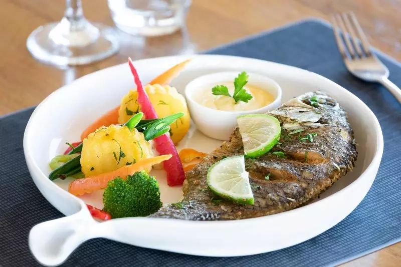 هتل Four Points By Sheraton Dar Es Salaam New Africa