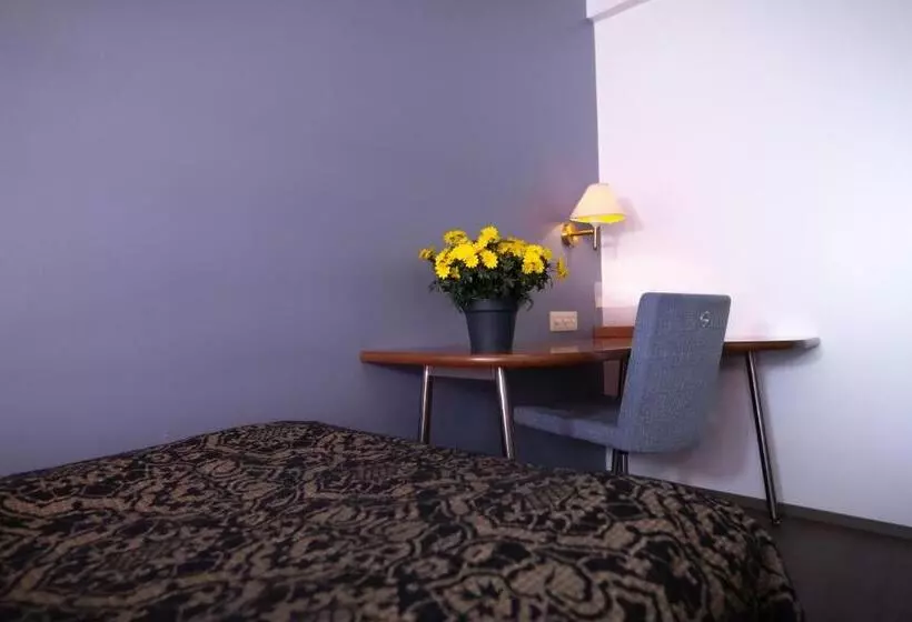 בית מלון כפרי Li Keurusselkä