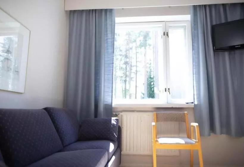 בית מלון כפרי Li Keurusselkä