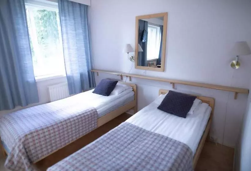 בית מלון כפרי Li Keurusselkä