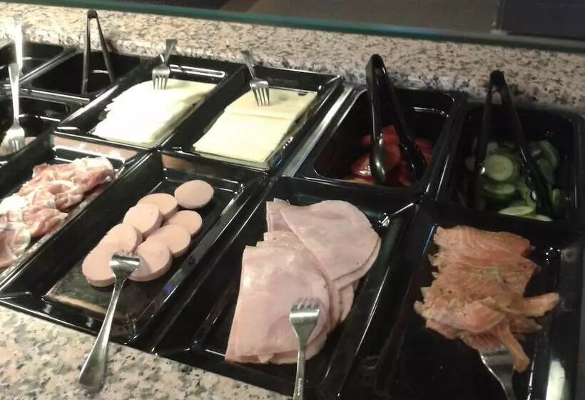 ホテル Li Pietari Kylliäinen