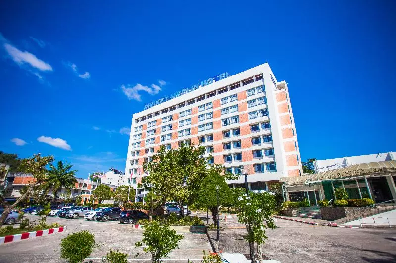 فندق Phuket Merlin