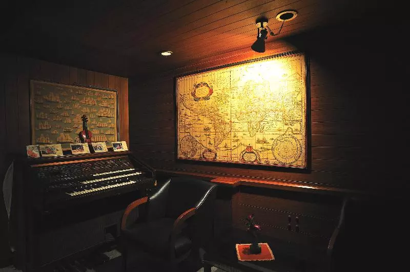 호텔 Phuket Merlin