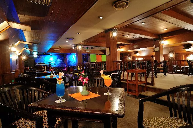 فندق Phuket Merlin