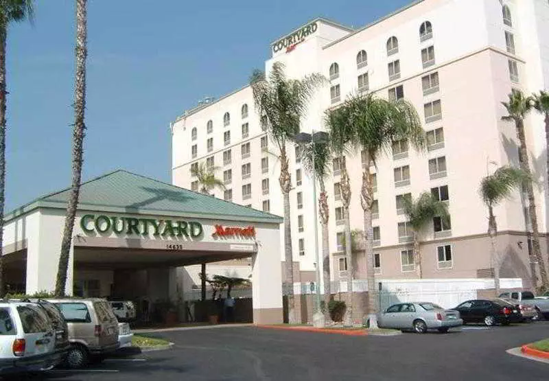 호텔 Courtyard By Marriott Baldwin Park