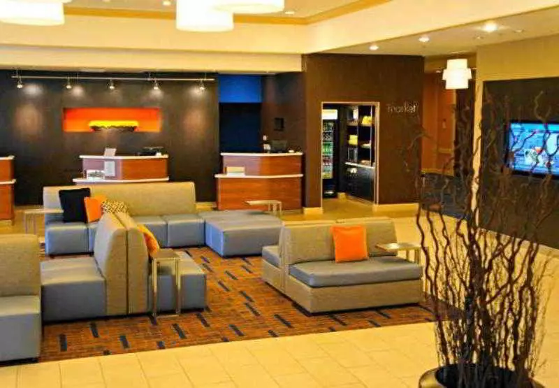 호텔 Courtyard By Marriott Baldwin Park