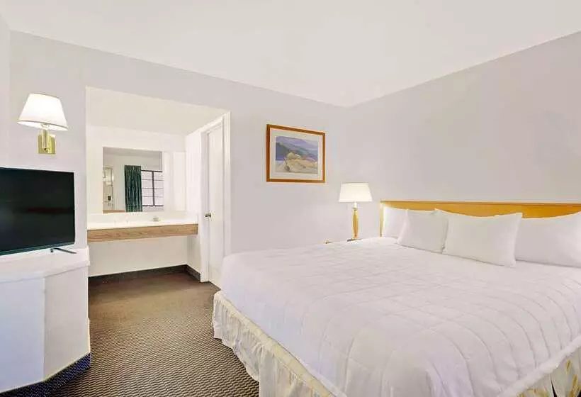 فندق Days Inn & Suites By Wyndham Needles