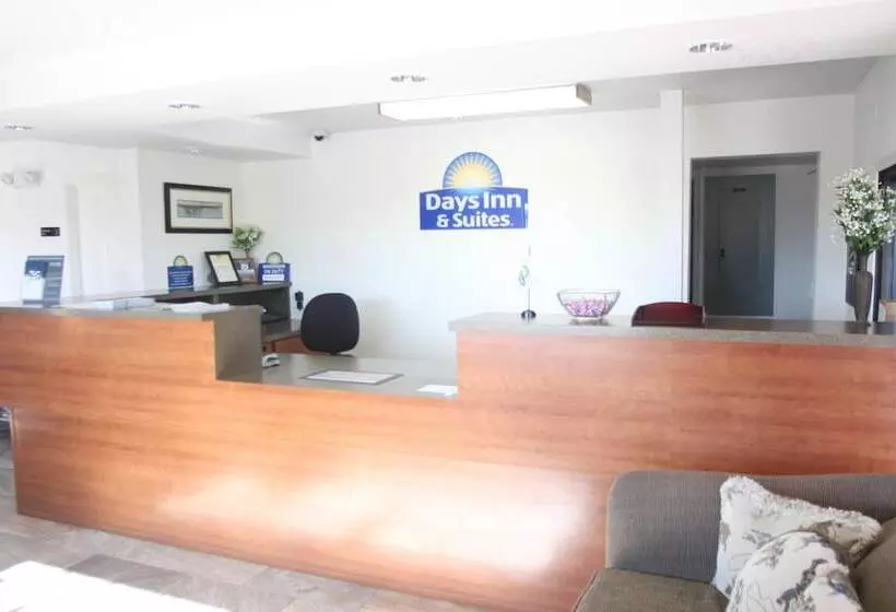 فندق Days Inn & Suites By Wyndham Needles