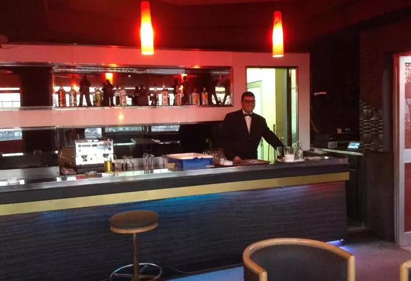 هتل El Hana International