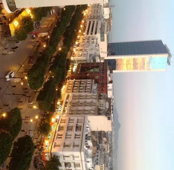 هتل El Hana International