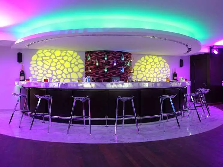 هتل Hilton Alexandria Corniche