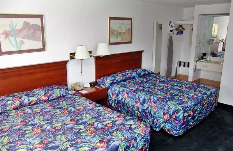 Szálloda Knights Inn