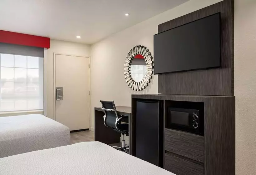 酒店 Ramada By Wyndham Anaheim Convention Center