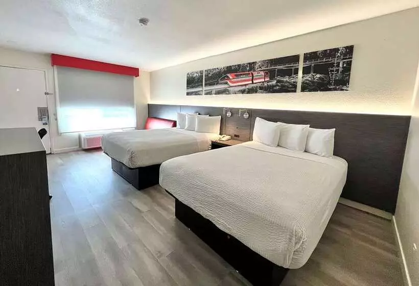 酒店 Ramada By Wyndham Anaheim Convention Center