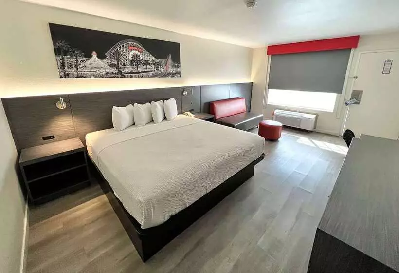 酒店 Ramada By Wyndham Anaheim Convention Center