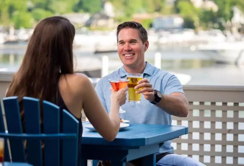 בית מלון כפרי The Abbey Resort