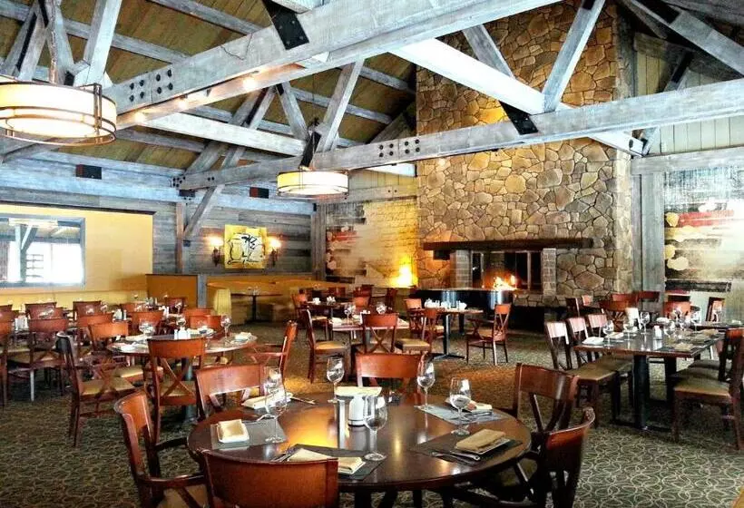 בית מלון כפרי The Abbey Resort