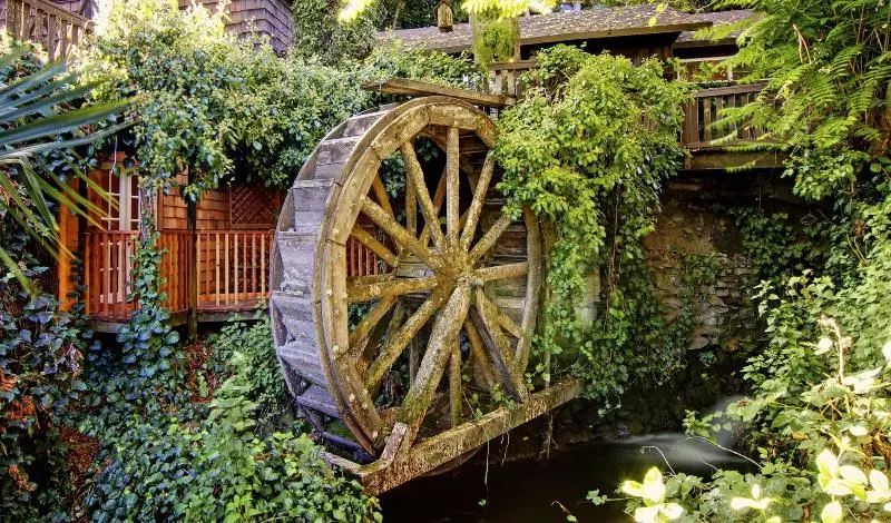 فندق Babbling Brook Inn