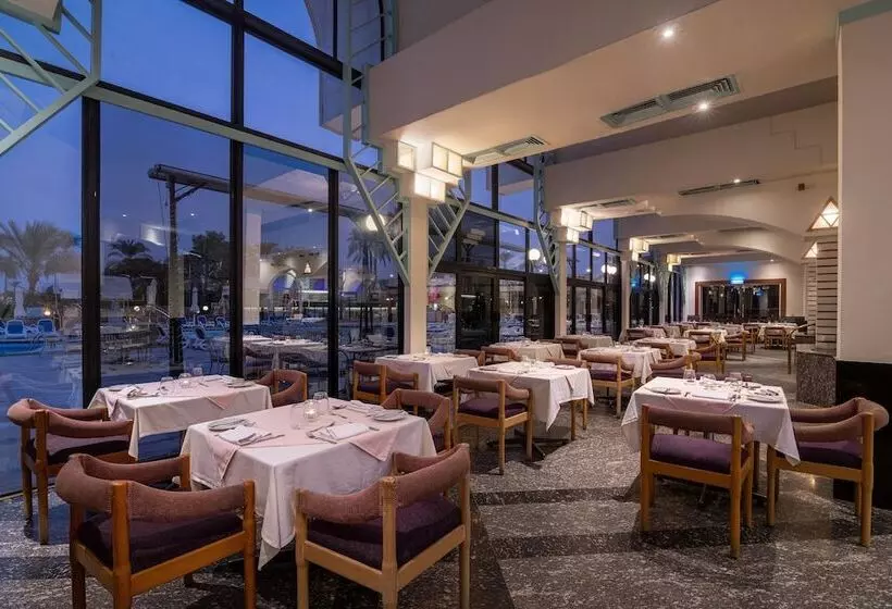 هتل Pyramids Resort by Jaz